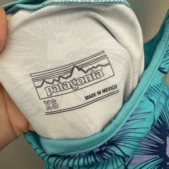 Patagonia Morning Glory Athletic Dress - Picture 4 of 7